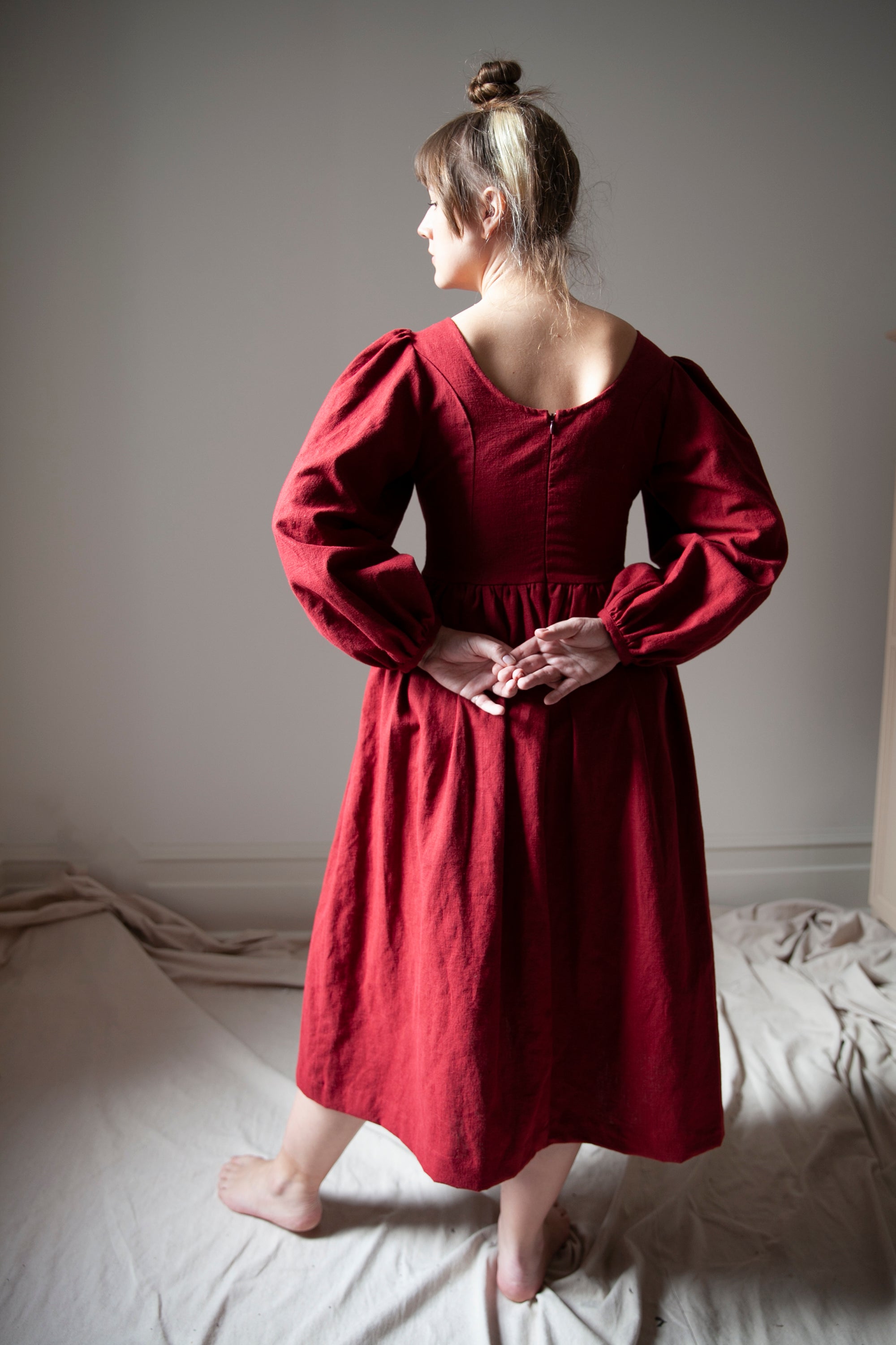 Lisbeth Dress - Crimson (SIZE S,M,L & XL)