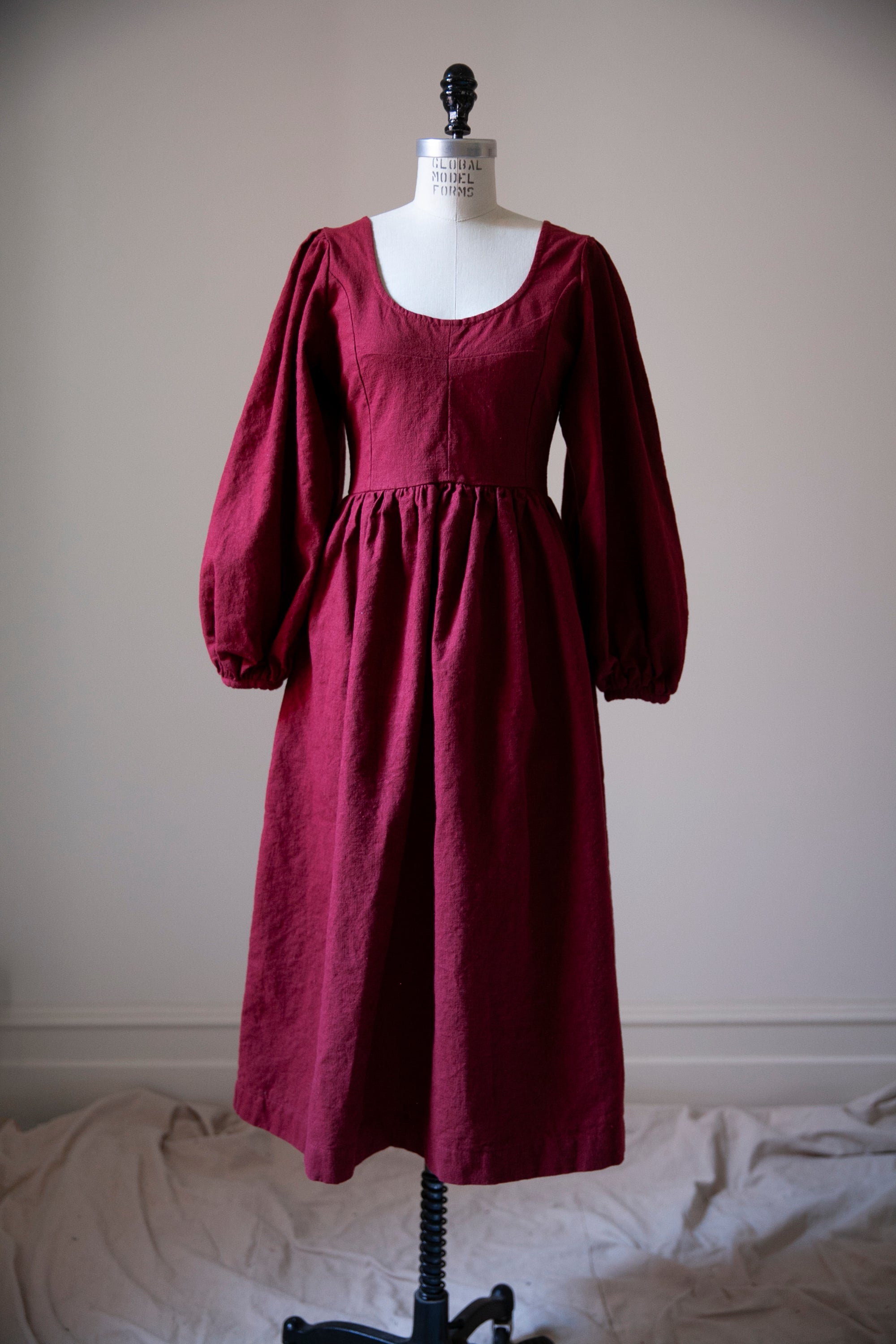 Lisbeth Dress - Crimson (SIZE S,M,L & XL)